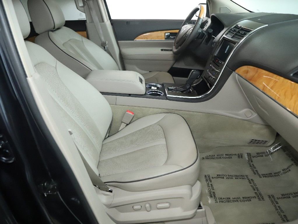 Used 2015 Lincoln MKX Base w/ Equipment Group 102A image 35