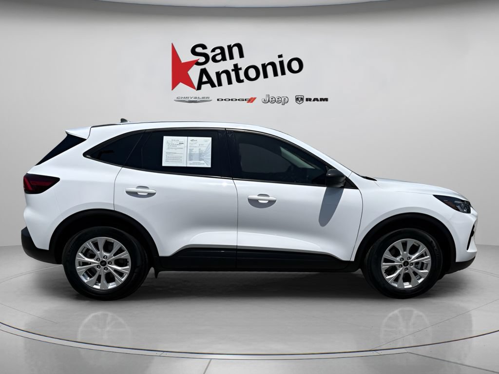 Used 2025 Ford Escape Active FWD image 16