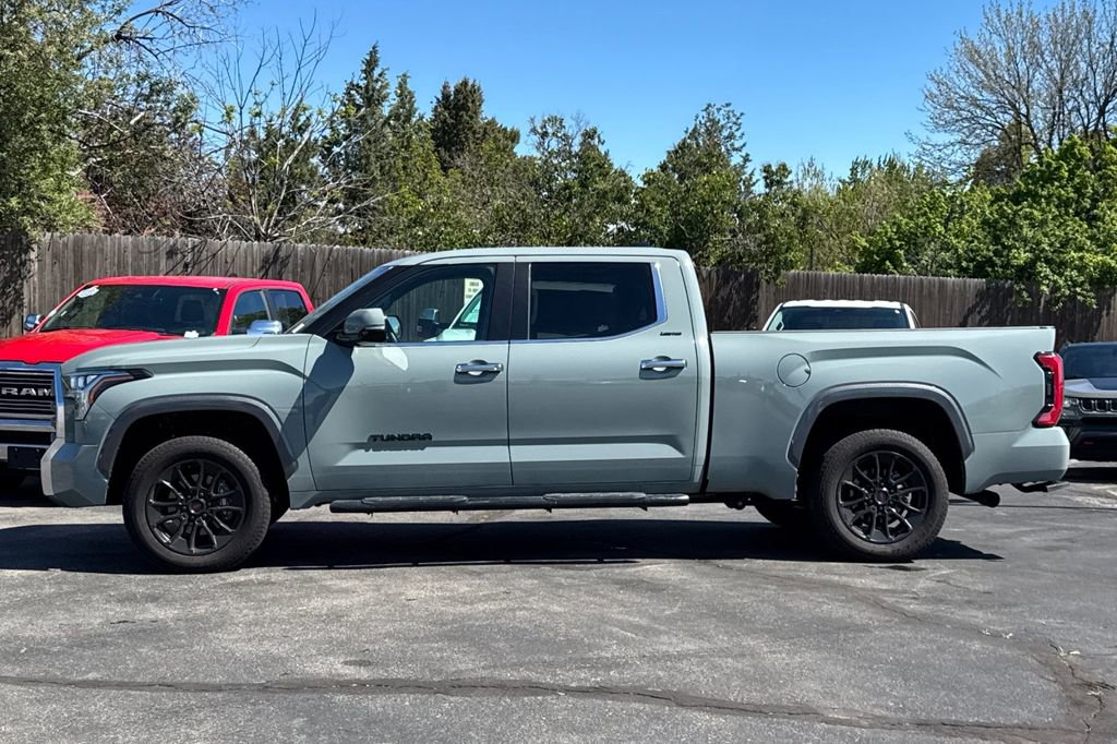 Used 2024 Toyota Tundra Limited AWD/4WD image 7