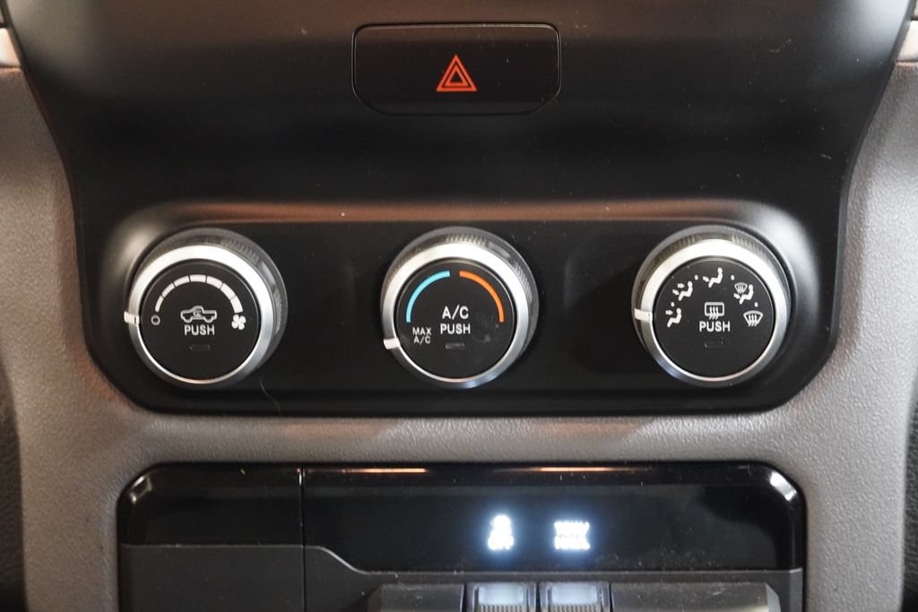 Used 2019 RAM 1500 Big Horn AWD/4WD image 19
