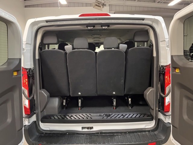 Used 2022 Ford Transit 350 XLT image 15