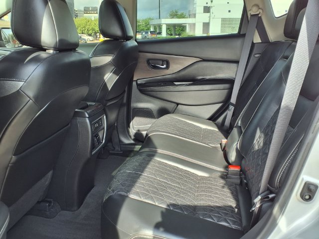 Used 2019 Nissan Murano Platinum w/ Cargo Package FWD image 5
