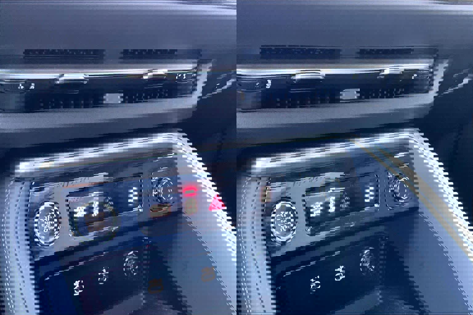 Used 2025 Audi Q5 Premium w/ Convenience Package image 30