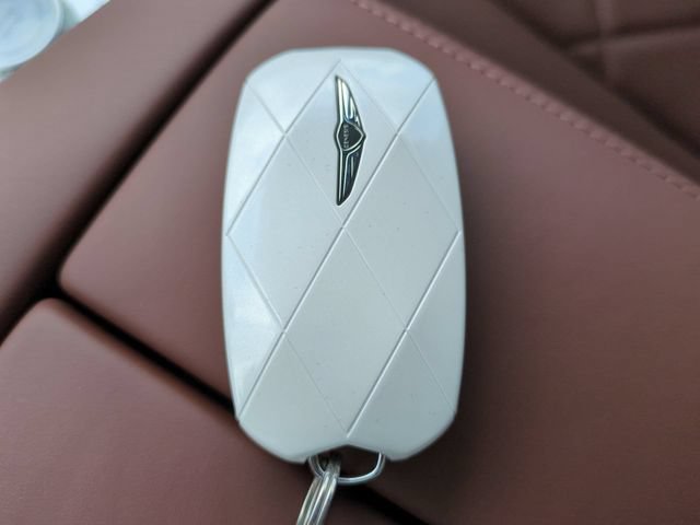 Certified 2025 Genesis GV80 3.5T Prestige AWD/4WD image 28