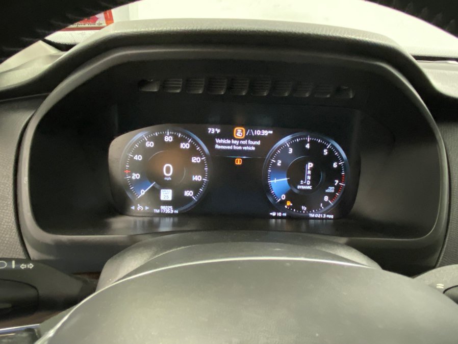 Used 2017 Volvo XC90 T6 Momentum w/ Vision Package AWD/4WD image 33