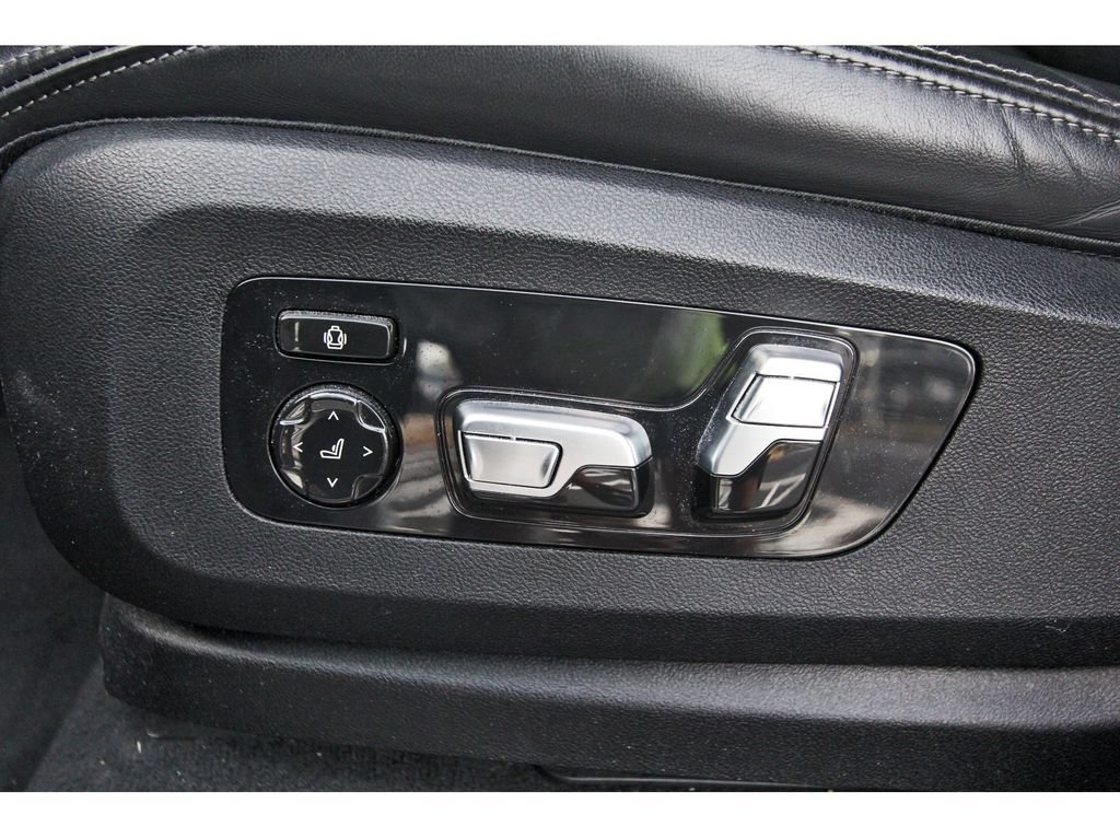 Used 2024 BMW X7 M60i w/ M Sport Professional Package AWD/4WD image 33