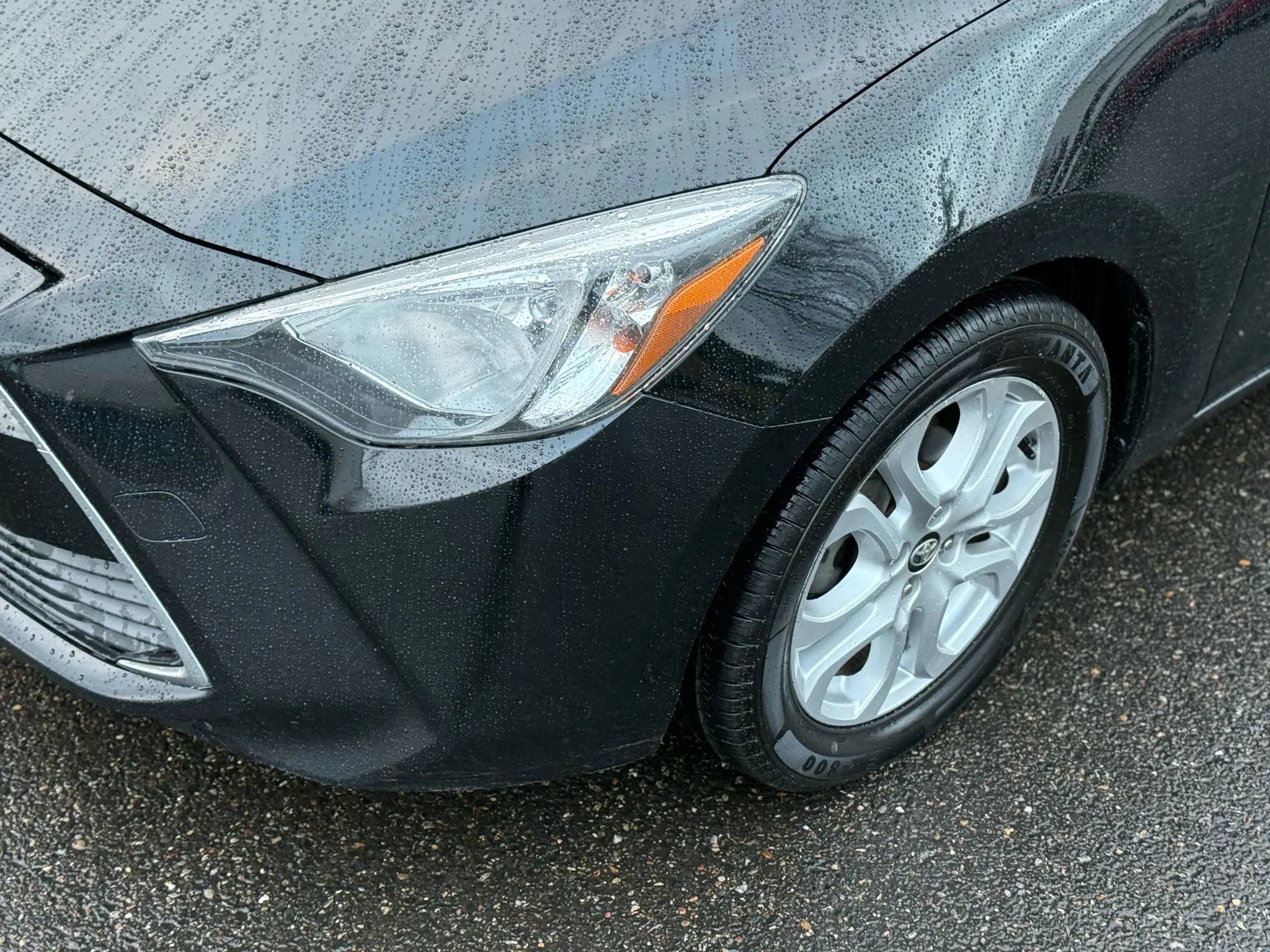 Used 2017 Toyota Yaris iA image 28