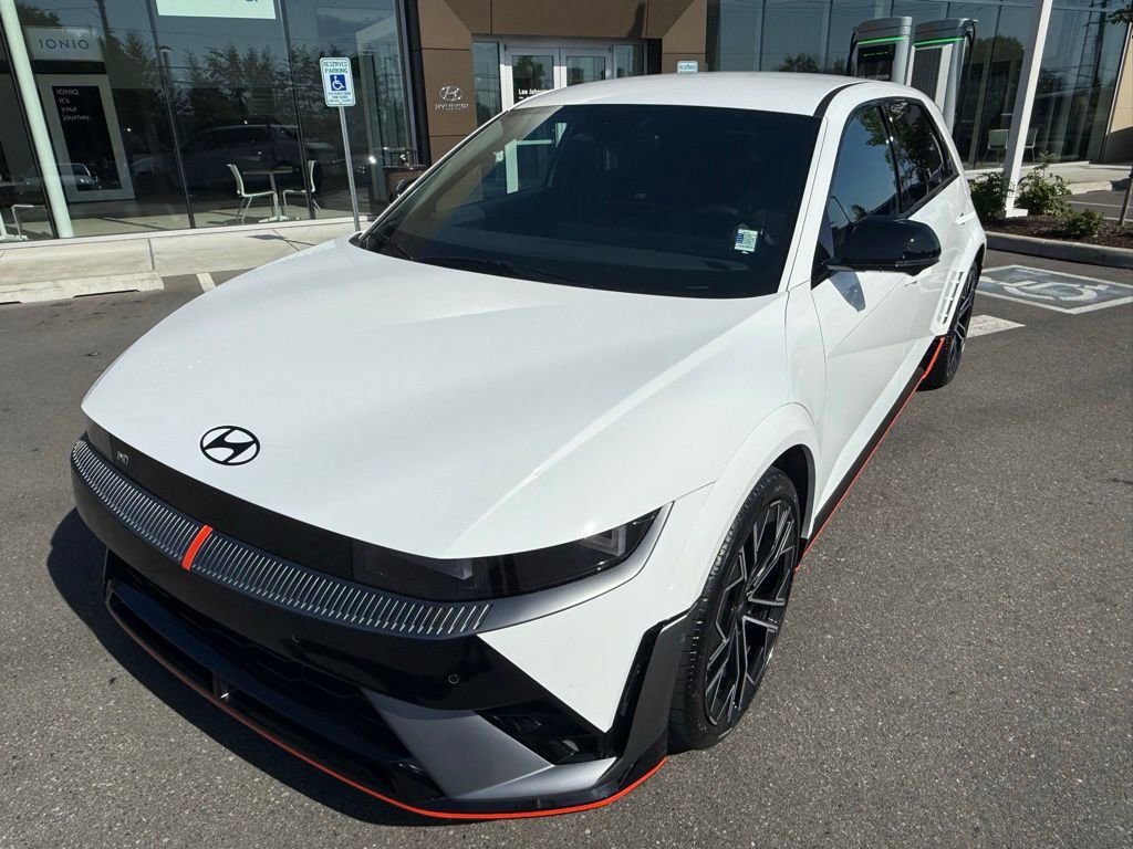 Certified 2025 Hyundai Ioniq 5 N AWD/4WD image 9