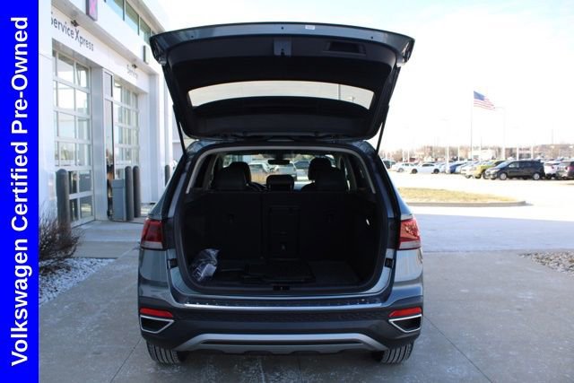 Used 2024 Volkswagen Taos SE image 9