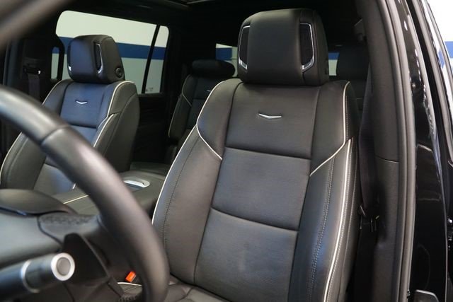 Certified 2023 Cadillac Escalade ESV Premium Luxury w/ Performance Package image 23