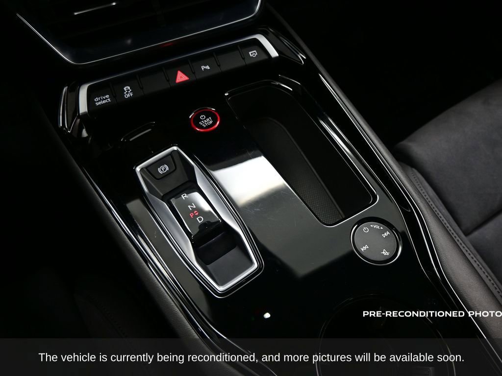 Used 2022 Audi e-tron GT Premium Plus image 22