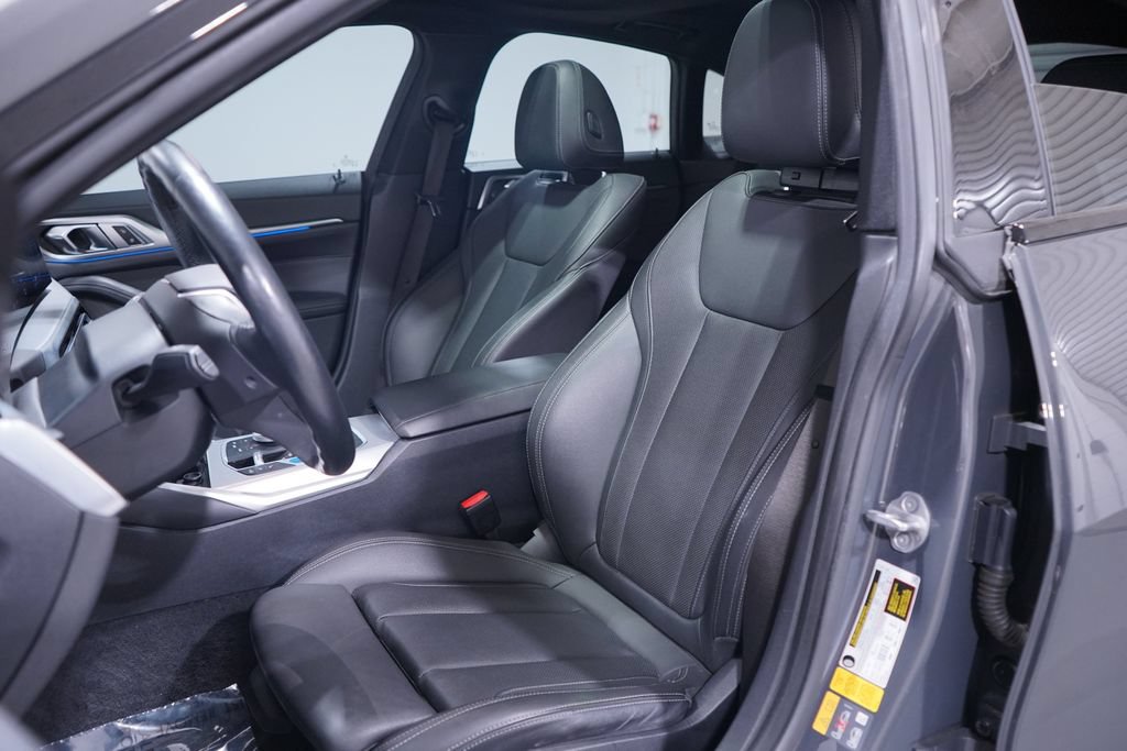Used 2023 BMW i4 eDrive35 w/ Premium Package RWD image 7