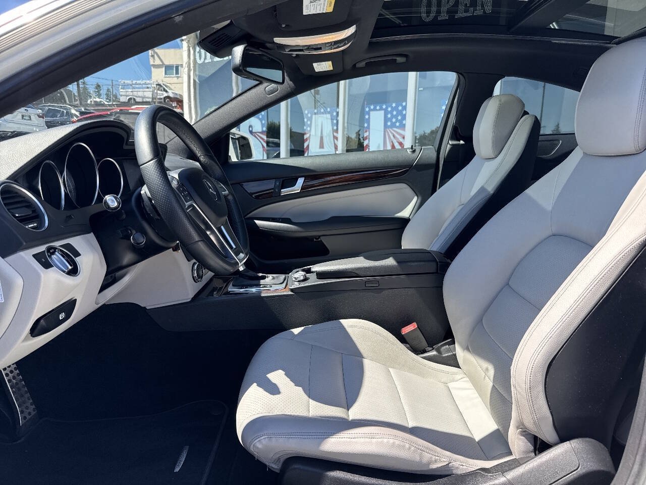 Used 2013 Mercedes-Benz C 250 Coupe image 26