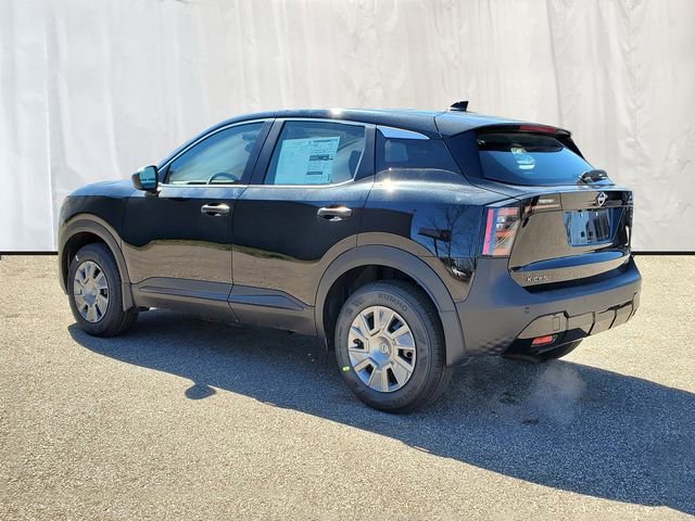 Used 2025 Nissan Kicks S image 3