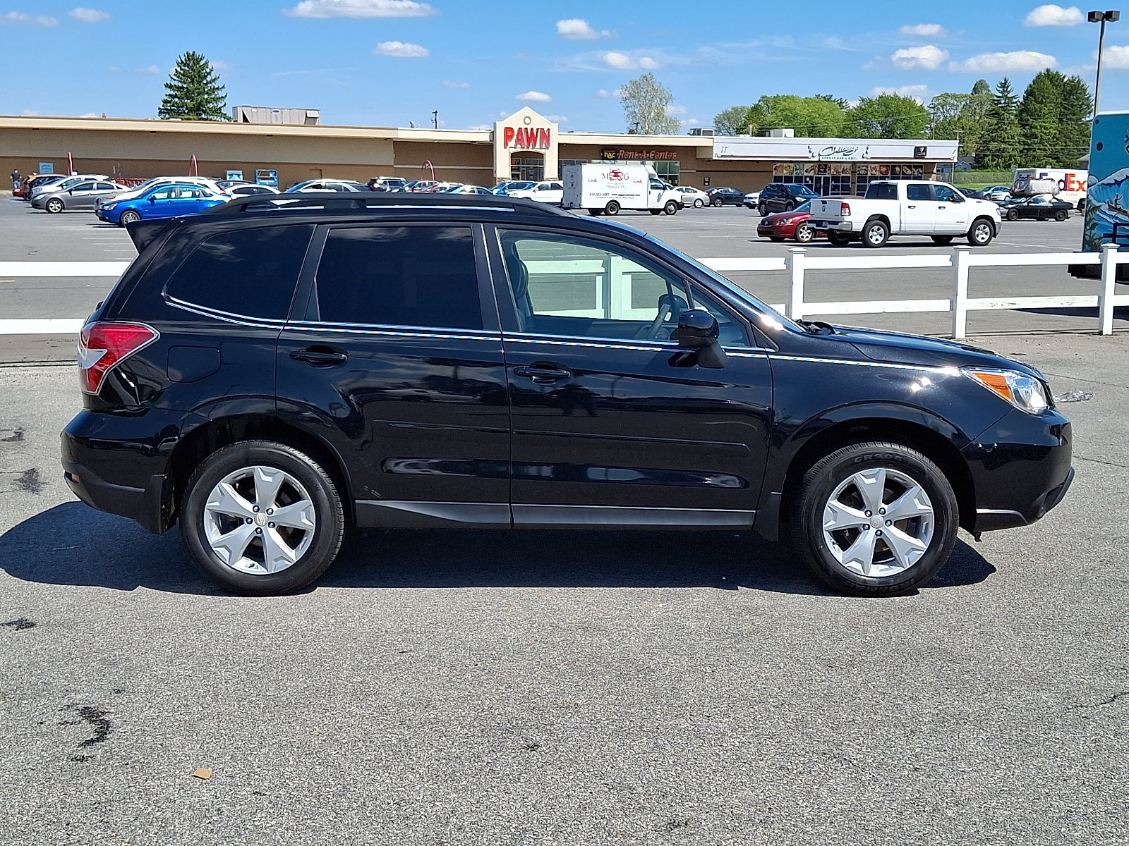 Used 2016 Subaru Forester 2.5i Limited AWD/4WD image 7
