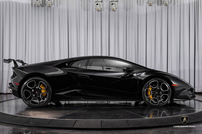 Used 2019 Lamborghini Huracan LP 580-2 image 18