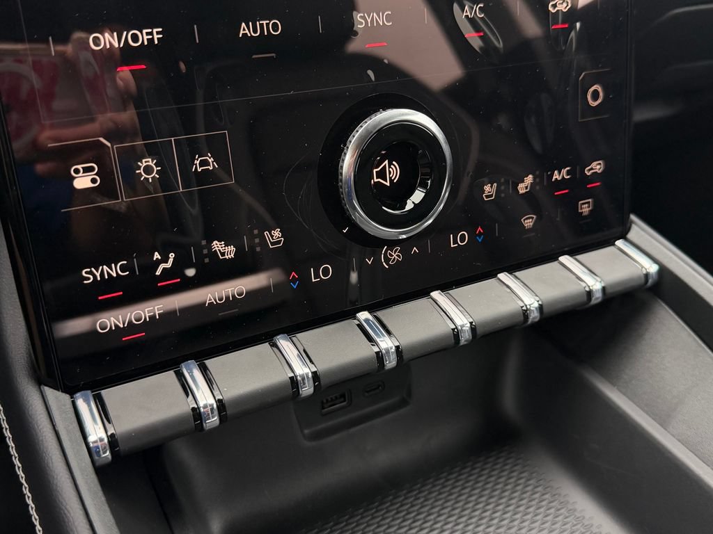 New 2026 GMC Terrain Denali w/ LPO, Floor Liner Package AWD/4WD image 21