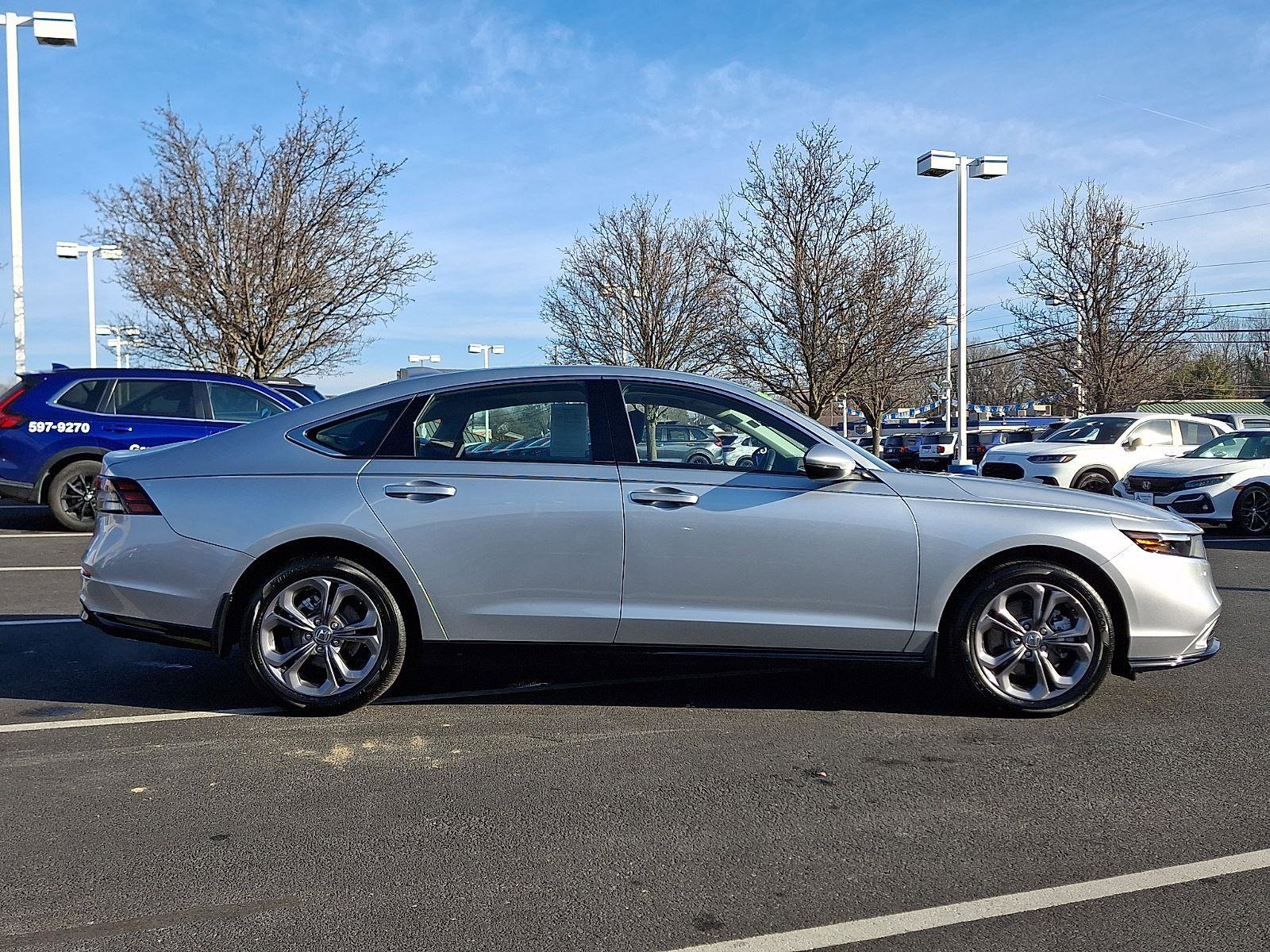 Used 2025 Honda Accord EX-L image 7