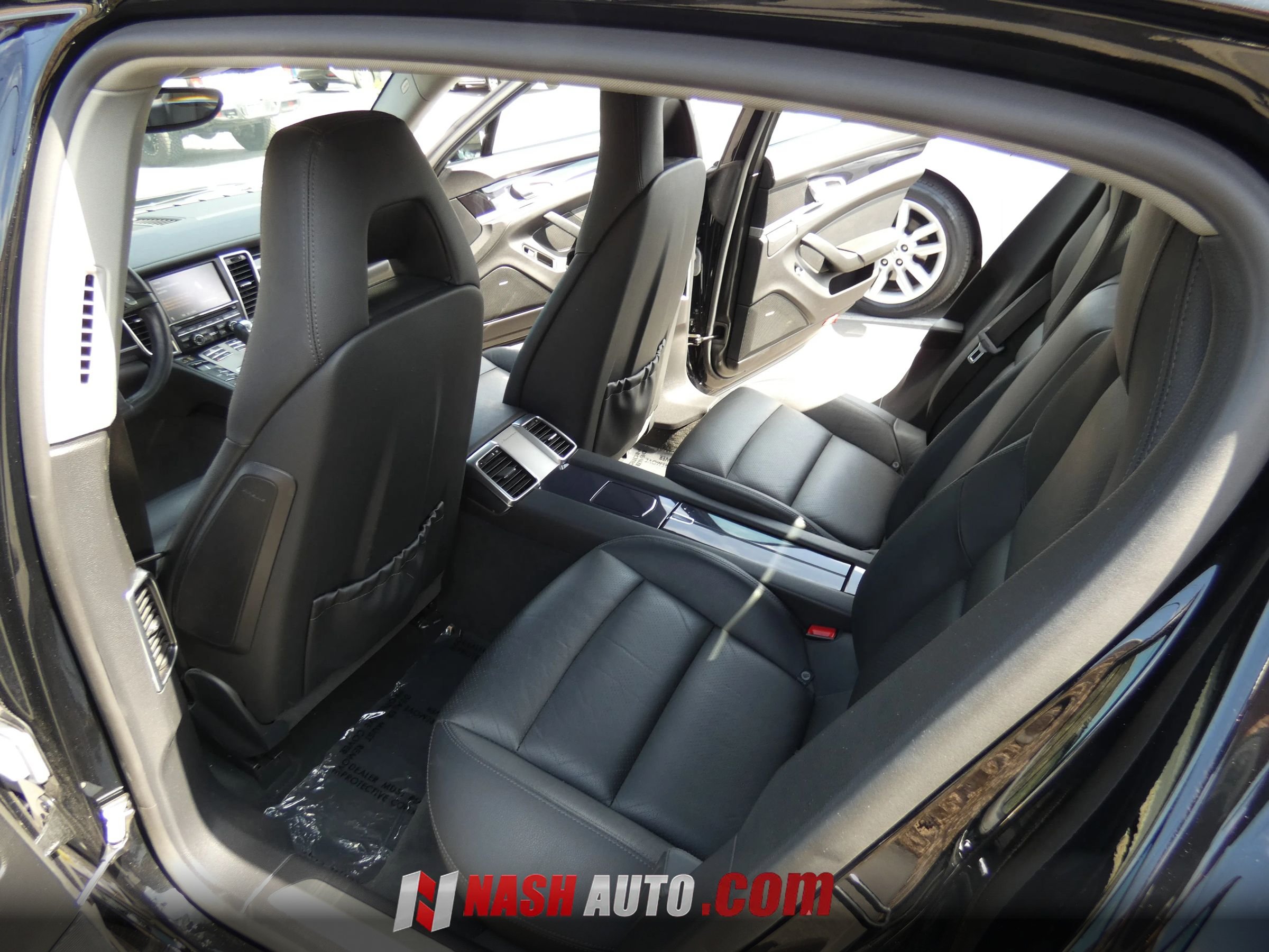 Used 2011 Porsche Panamera 4 AWD/4WD image 37