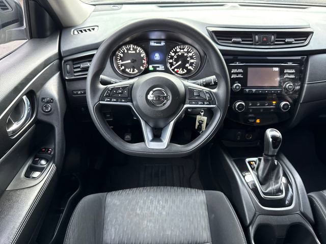 Used 2017 Nissan Rogue S image 21