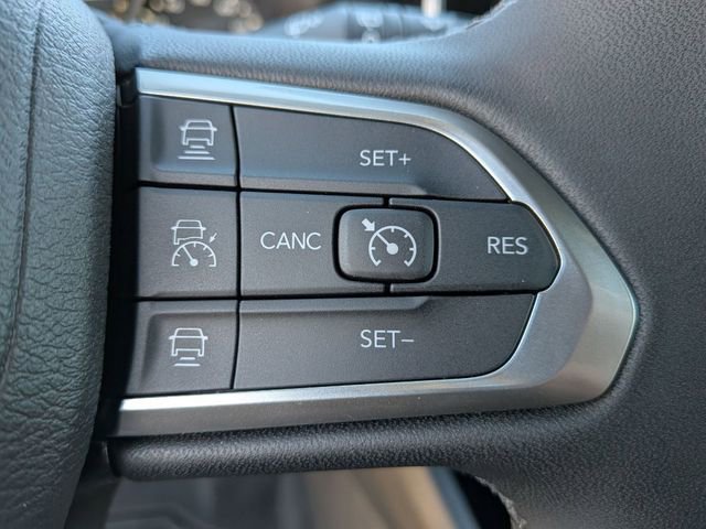 New 2026 Jeep Compass Limited image 18