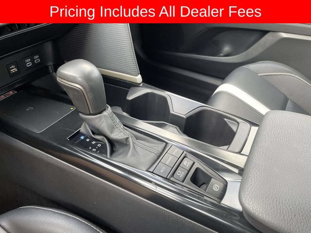 Used 2025 Toyota Camry SE FWD image 33