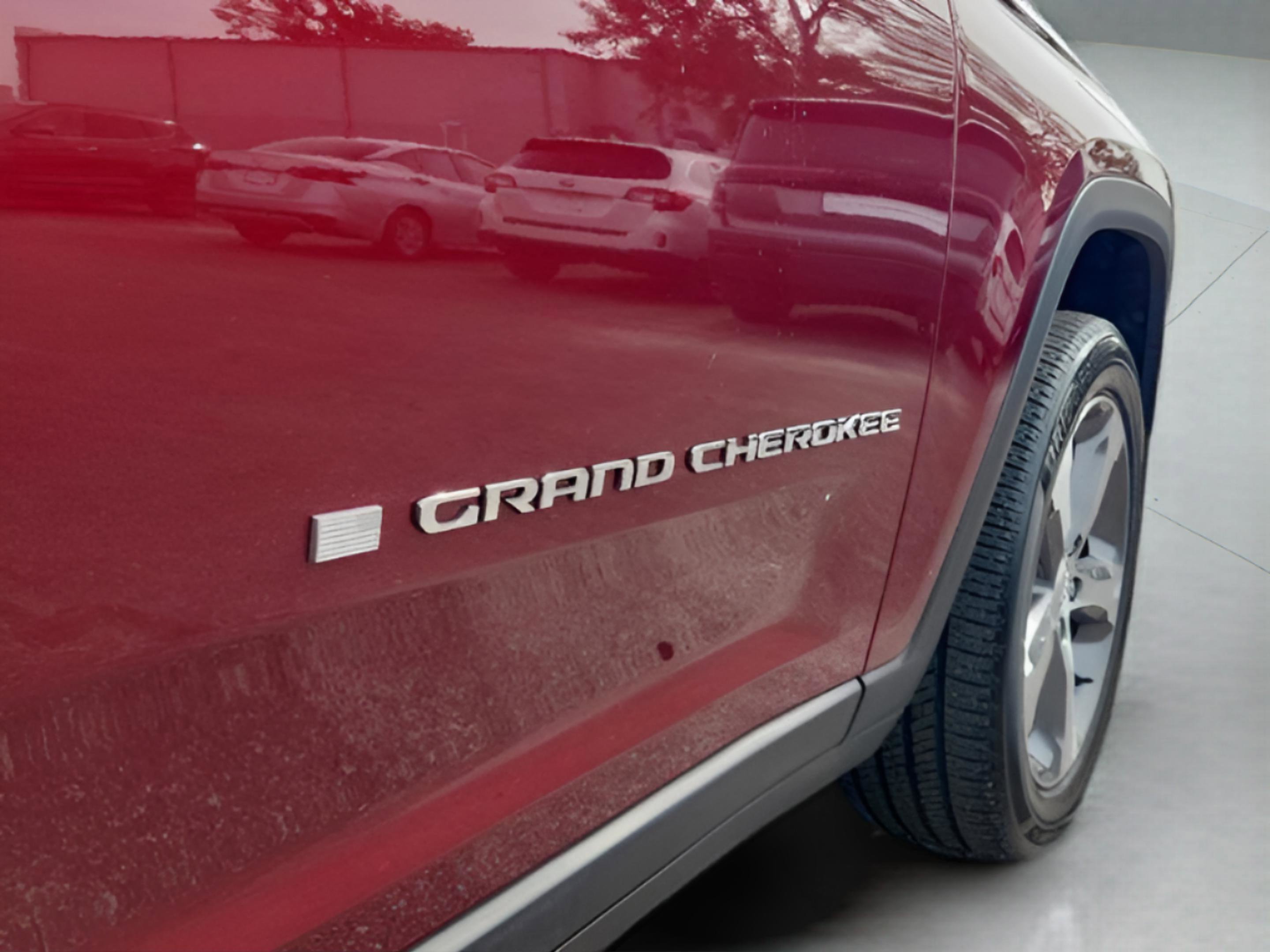 Used 2023 Jeep Grand Cherokee L Limited w/ Luxury Tech Group II image 38