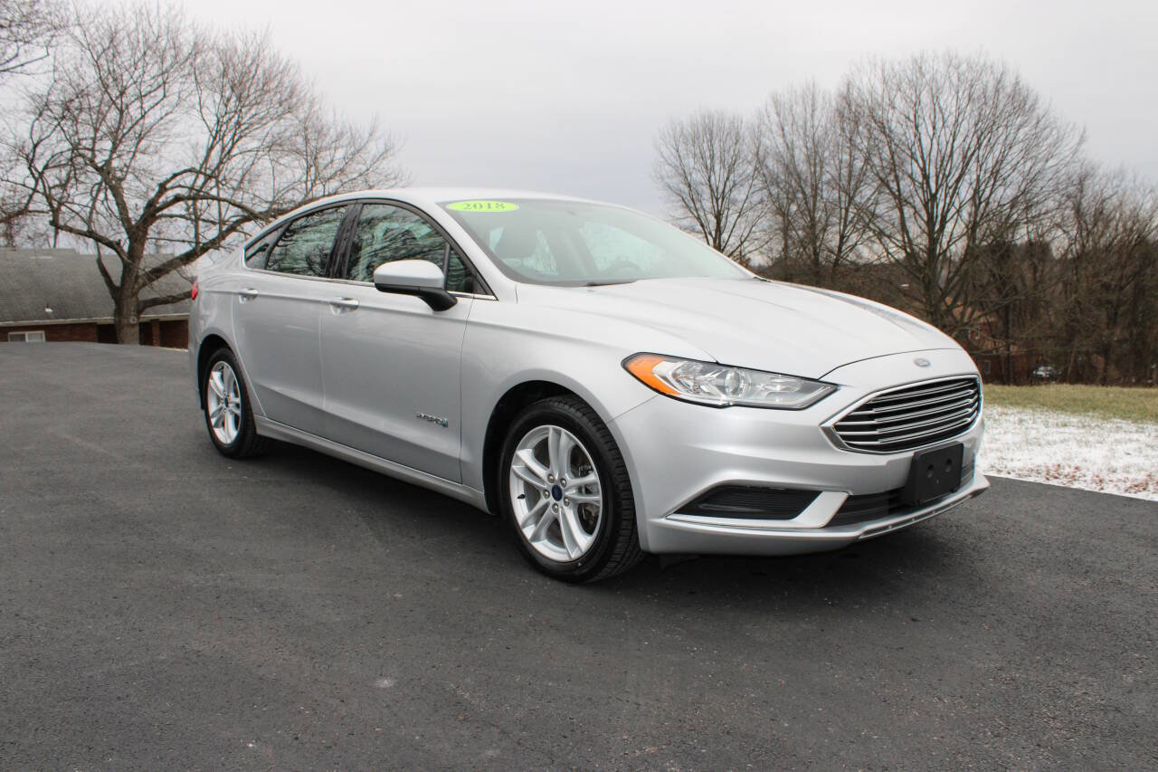 Used 2018 Ford Fusion S image 1
