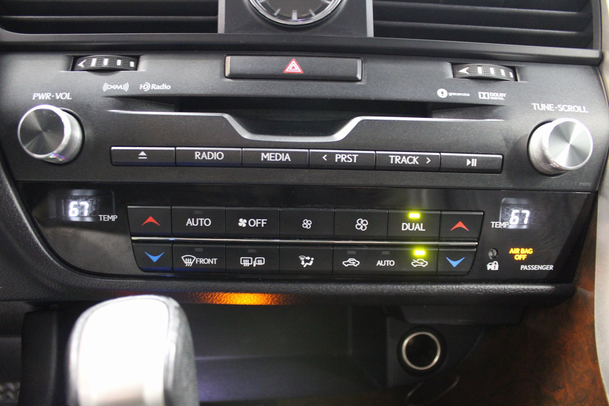 Used 2019 Lexus RX 450h AWD image 45