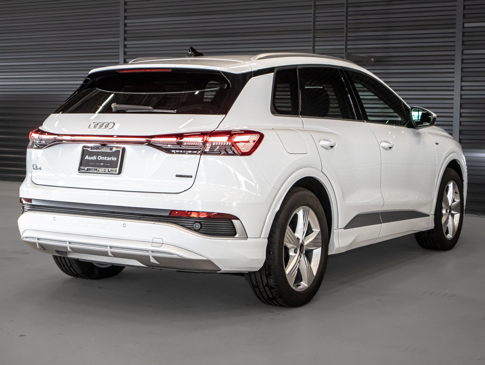 Used 2025 Audi Q4 e-tron Premium Plus w/ Premium Plus AWD/4WD image 16