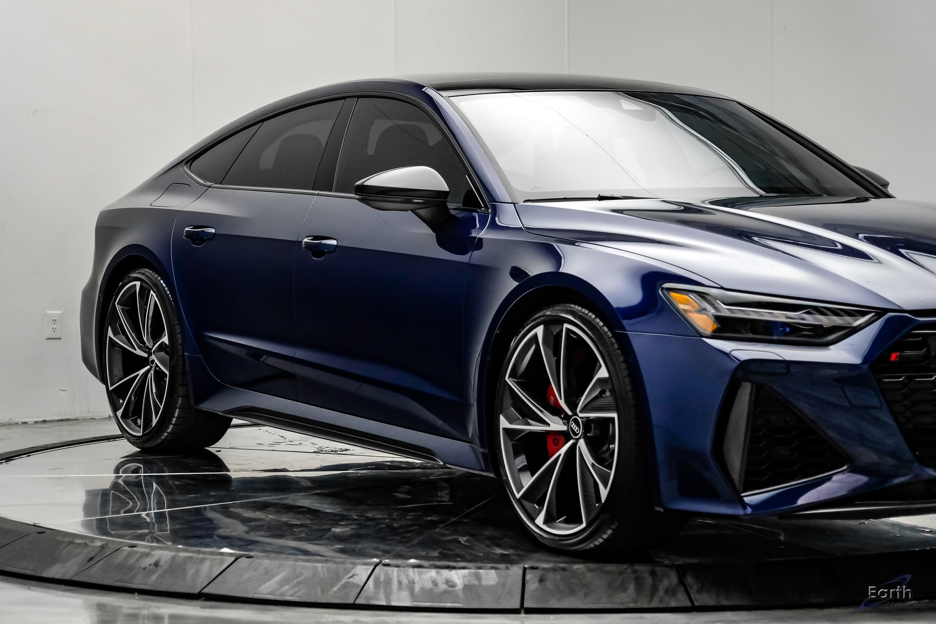 Used 2021 Audi RS 7 Sportback w/ Carbon Optic Package AWD/4WD image 26
