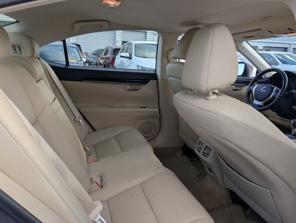 Used 2015 Lexus ES 350 350 image 16