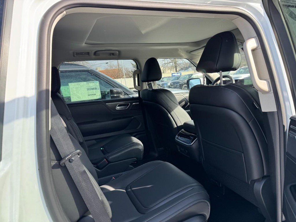 New 2026 INFINITI QX80 Pure w/ Cargo Package image 5