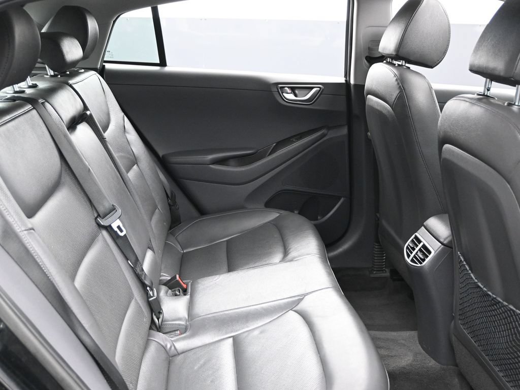 Used 2021 Hyundai Ioniq Limited FWD image 31