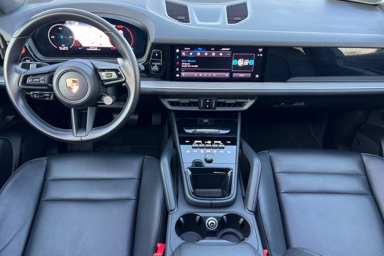 Used 2024 Porsche Cayenne image 28