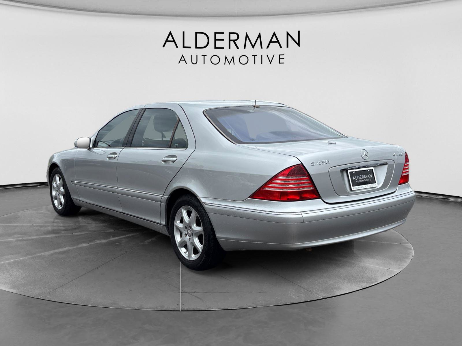 Used 2005 Mercedes-Benz S 430 4MATIC image 3