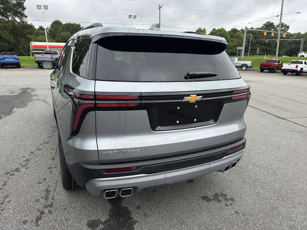 New 2026 Chevrolet Traverse LT image 5