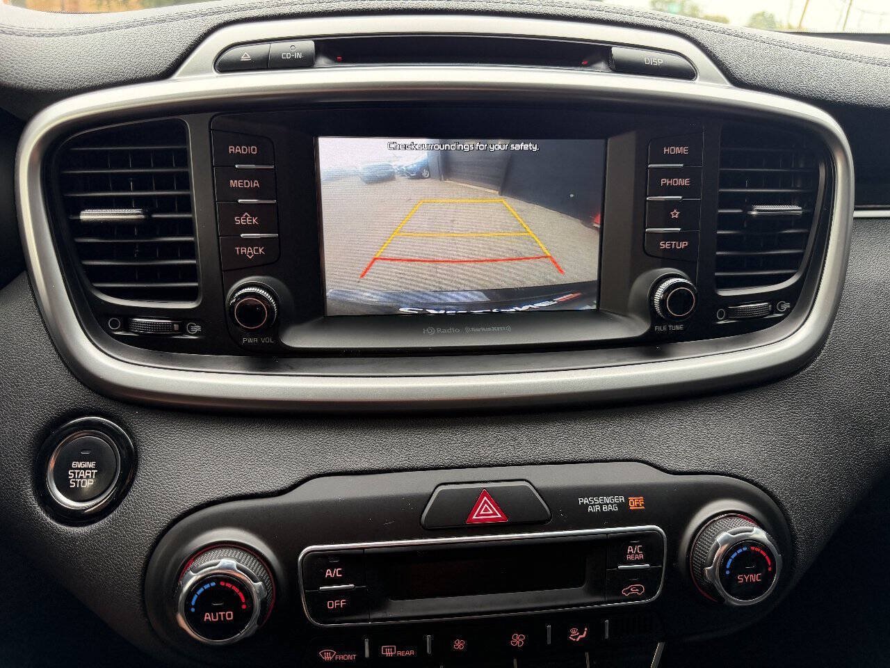 Used 2019 Kia Sorento EX FWD image 14
