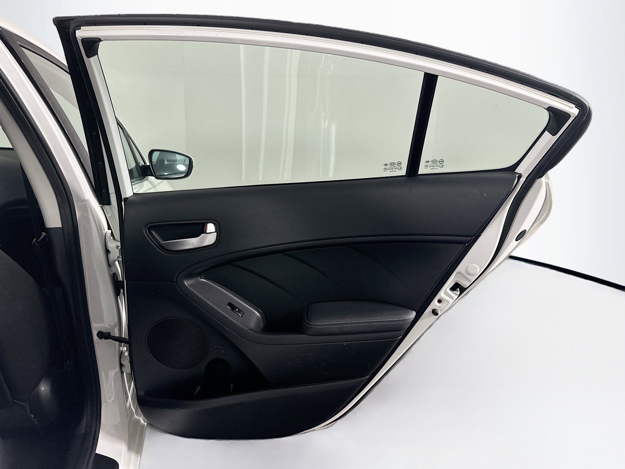 Used 2017 Kia Forte LX image 26