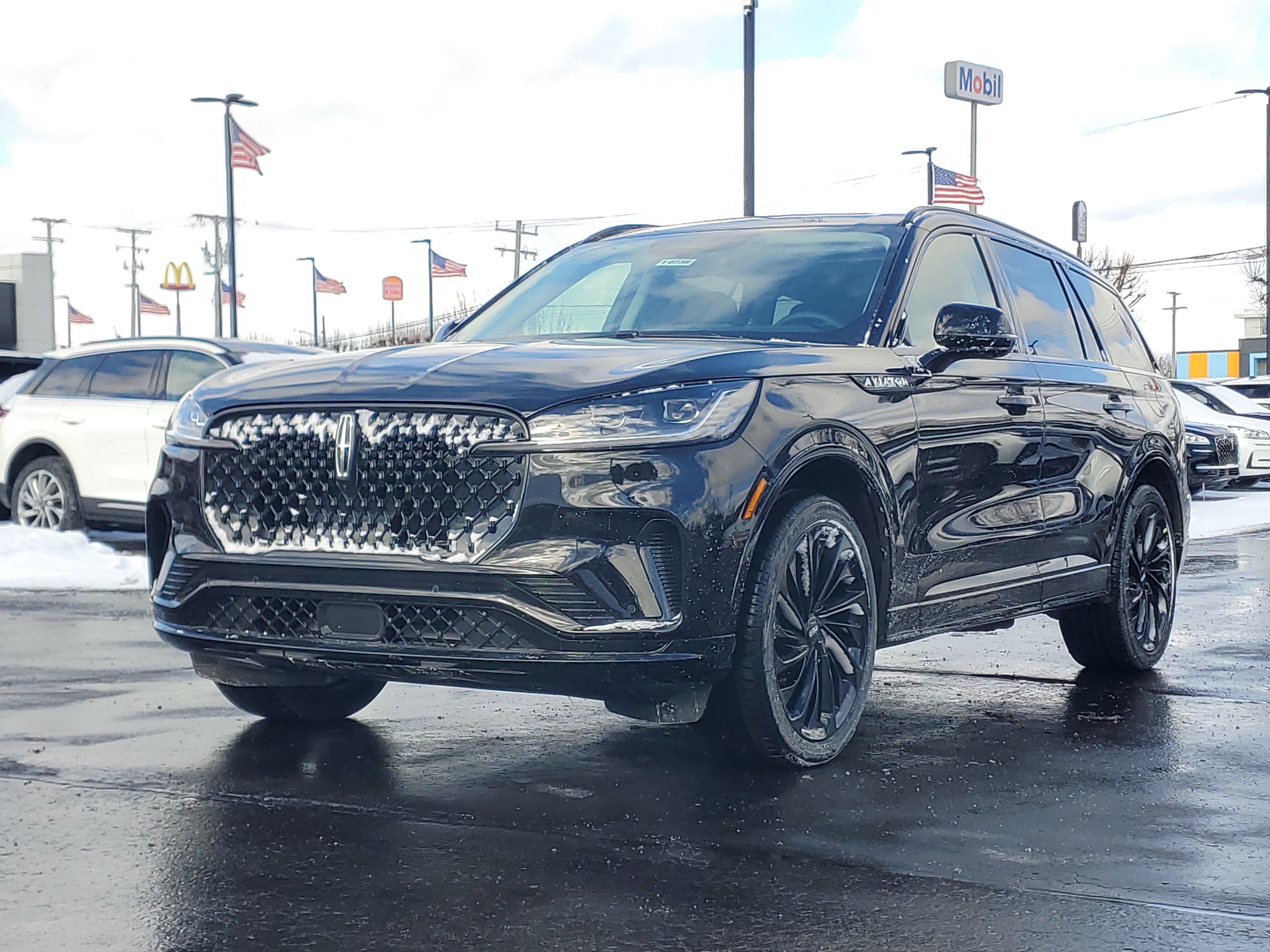 New 2026 Lincoln Aviator Reserve image 2