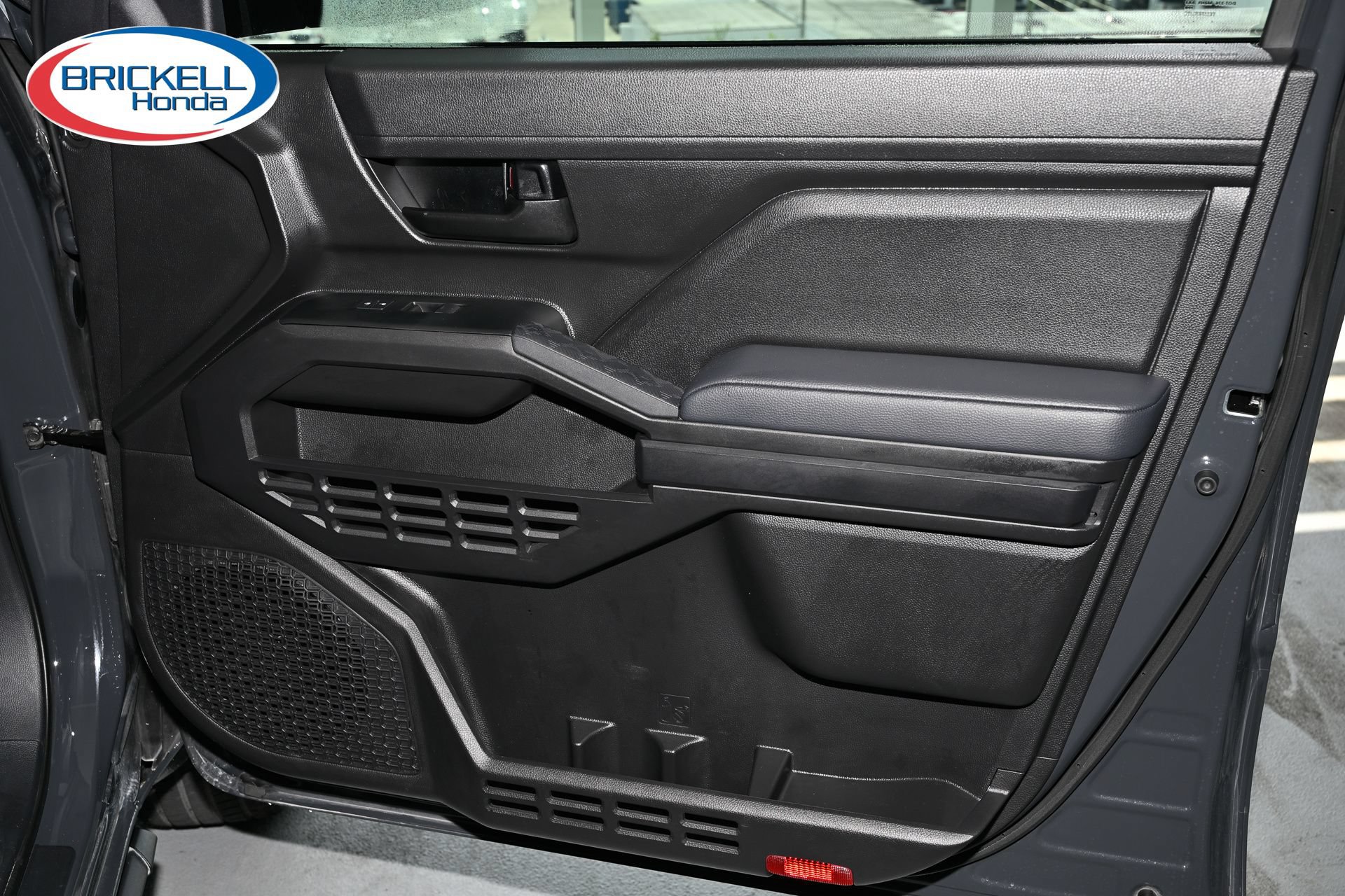 Used 2025 Toyota Tacoma SR RWD image 13