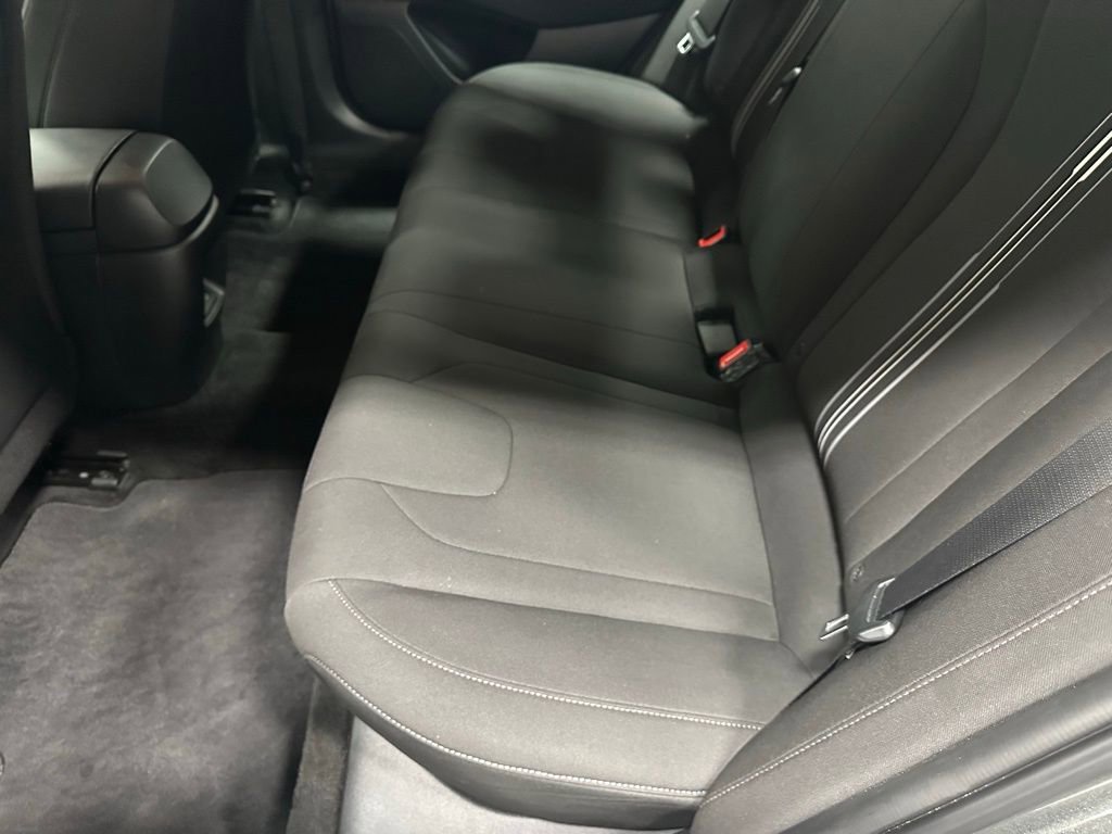 Used 2025 Hyundai Elantra Sport image 42