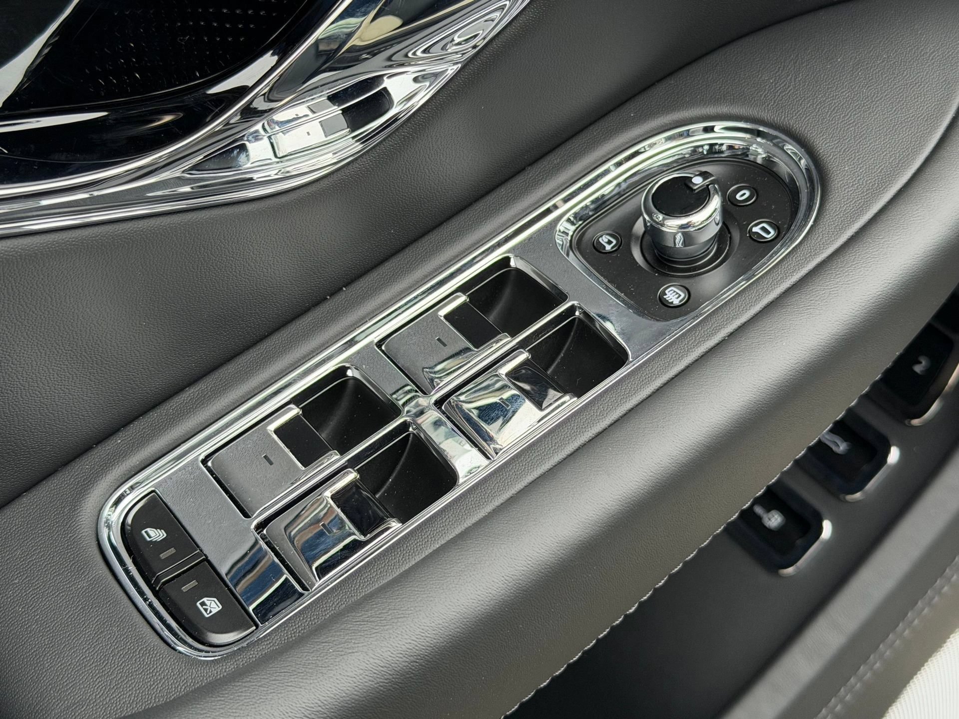New 2026 Bentley Continental GT AWD/4WD image 27