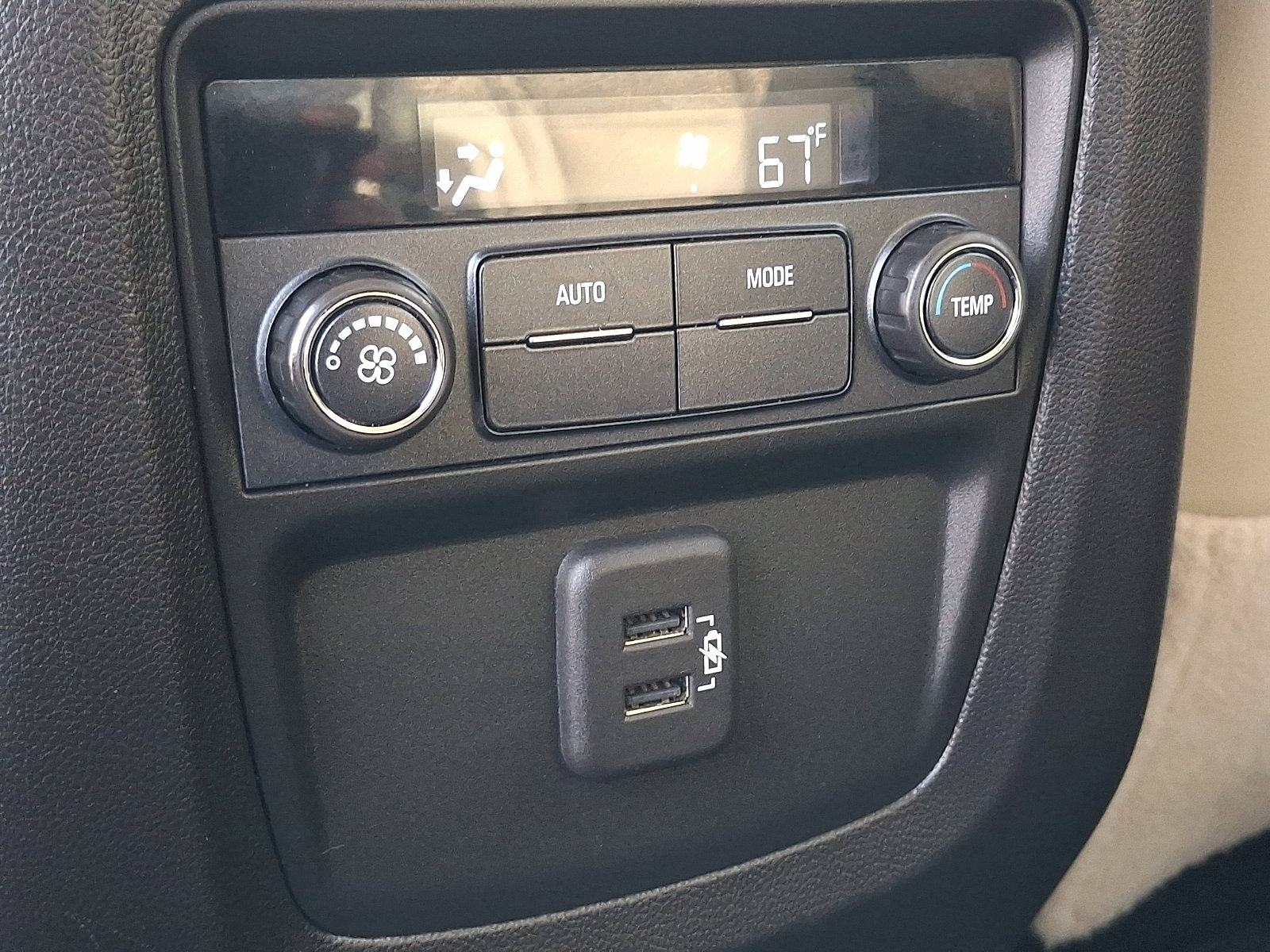 Used 2022 Buick Enclave Essence w/ Sport Touring Edition FWD image 12