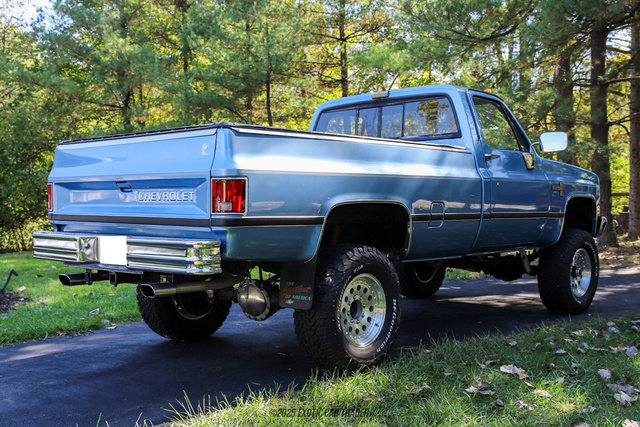 Used 1987 Chevrolet C/K Truck 2500 image 8