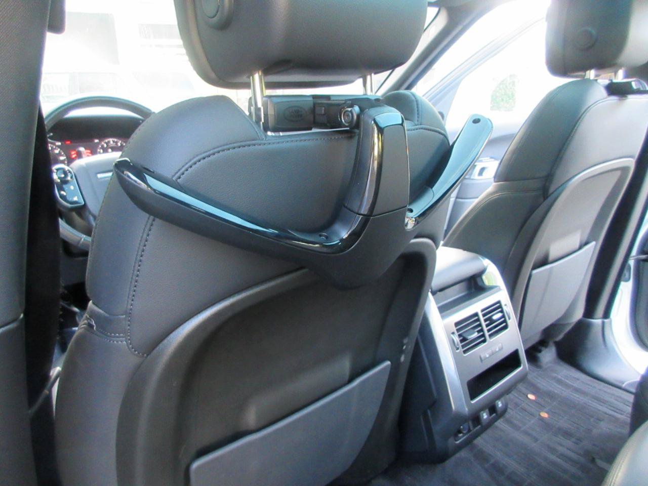 Used 2020 Land Rover Range Rover Sport SE AWD/4WD image 41