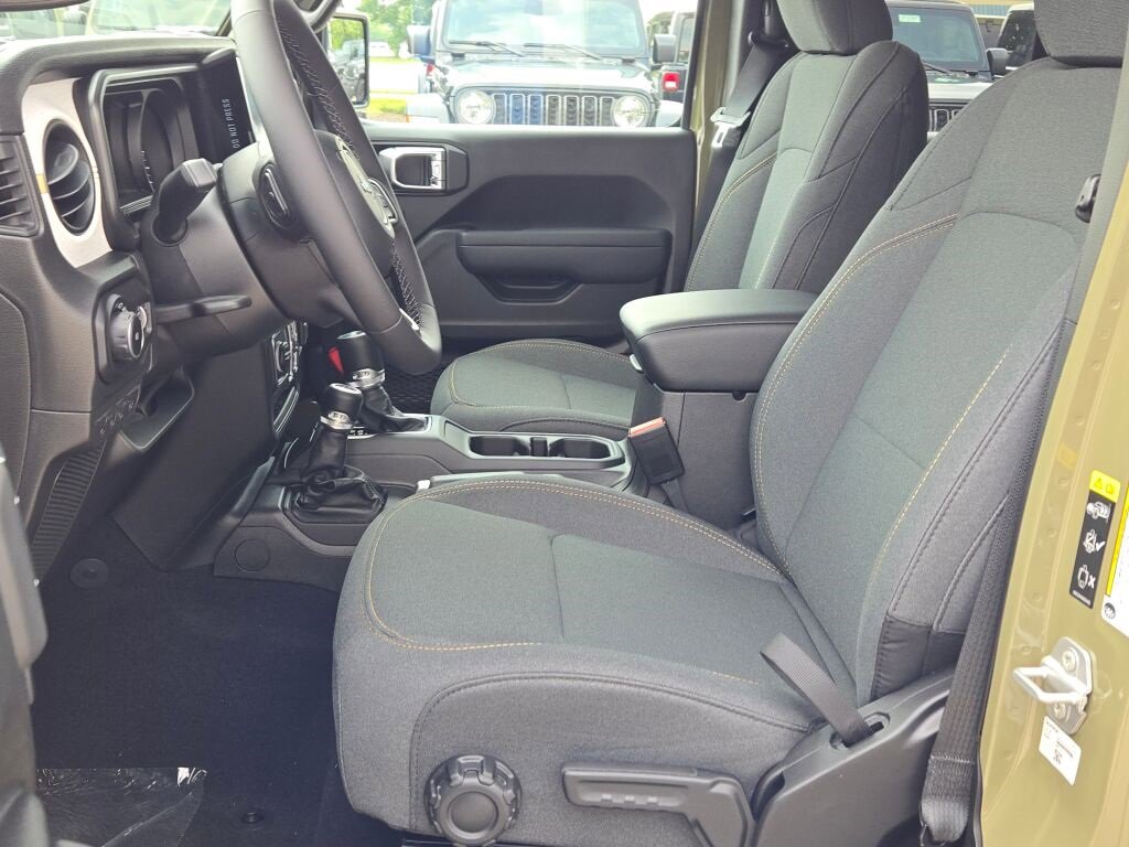 New 2025 Jeep Wrangler Sport S image 24