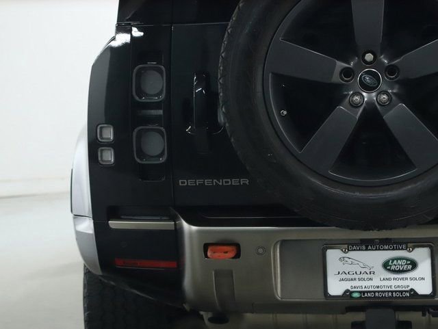 Used 2021 Land Rover Defender 110 X image 43