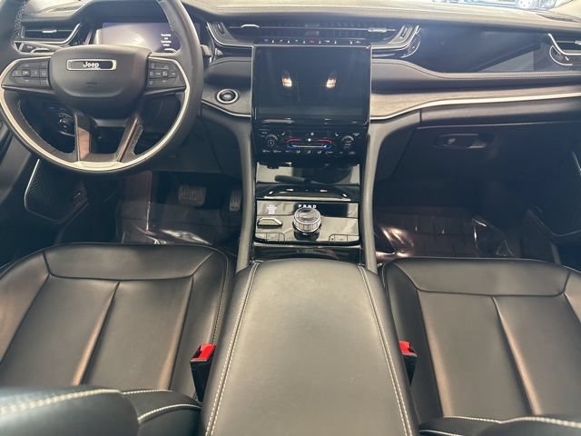 Used 2023 Jeep Grand Cherokee 4WD 4xe image 32