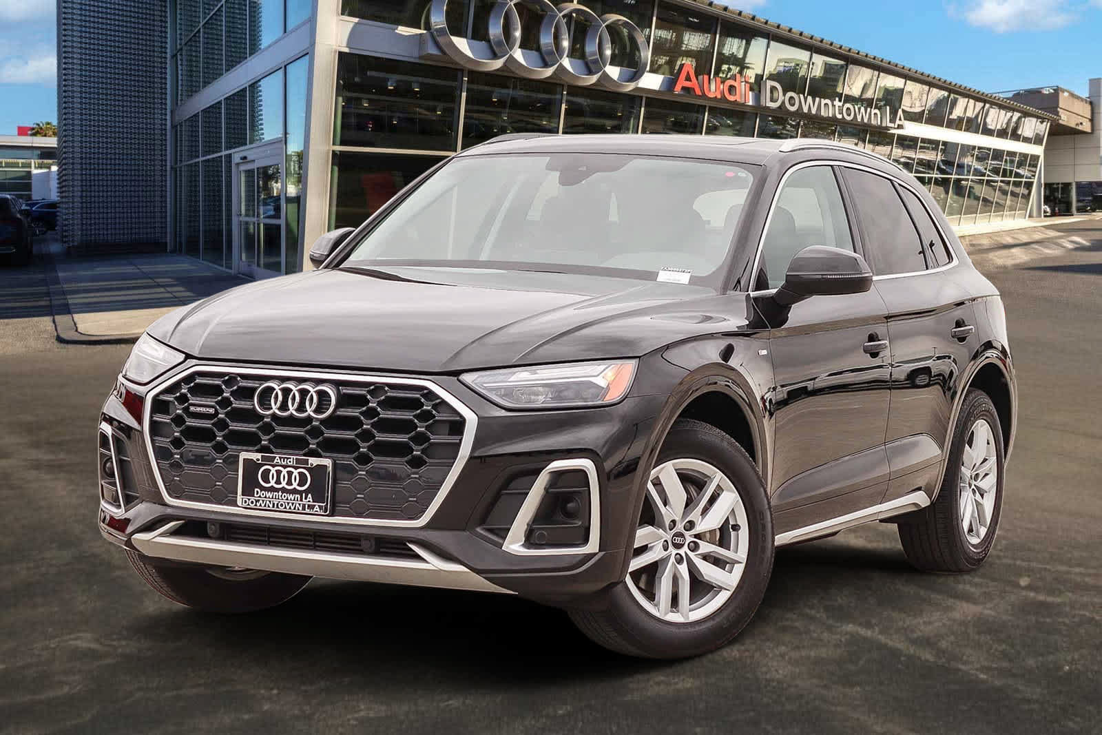 Used 2023 Audi Q5 2.0T Premium w/ Convenience Package